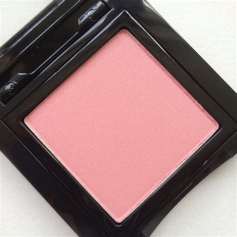 bobbi brown blush coral sugar.